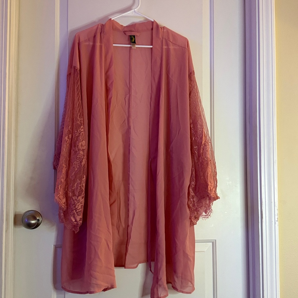Elegant Lace Kimono Robe